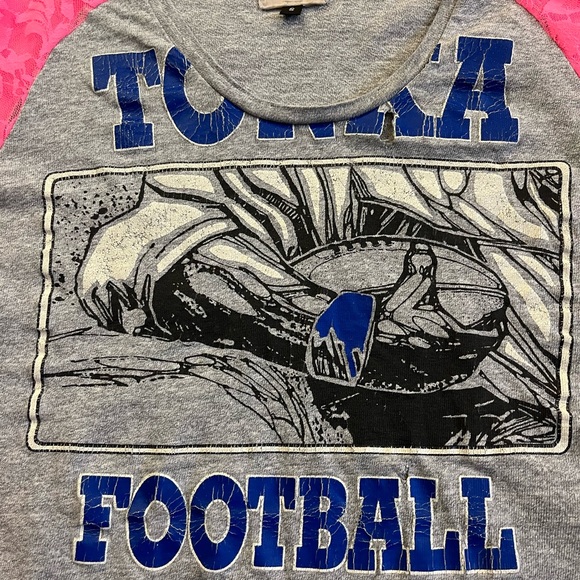 LF FURST OF A KIND crop top - Picture 3 of 10